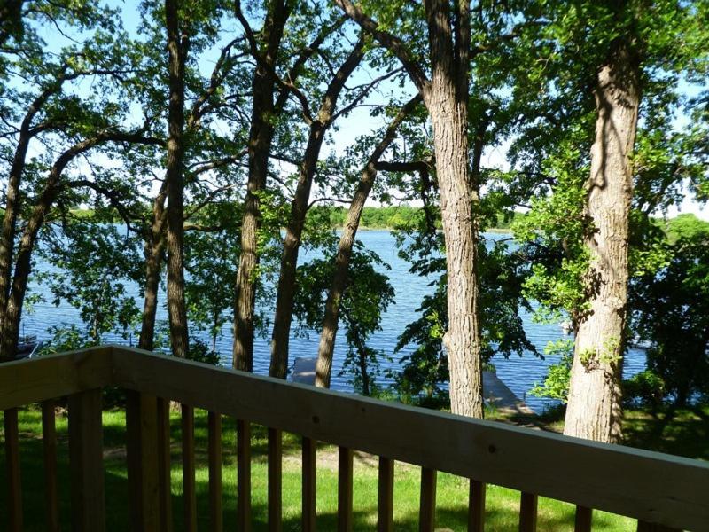 Swan Lake Resort & Campground Fergus Falls Экстерьер фото