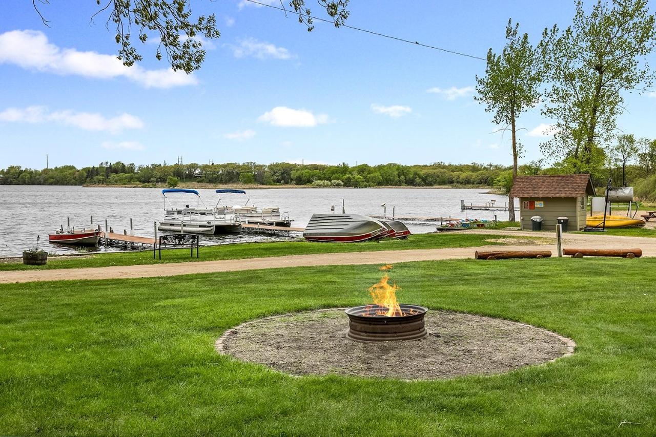 Swan Lake Resort & Campground Fergus Falls Экстерьер фото